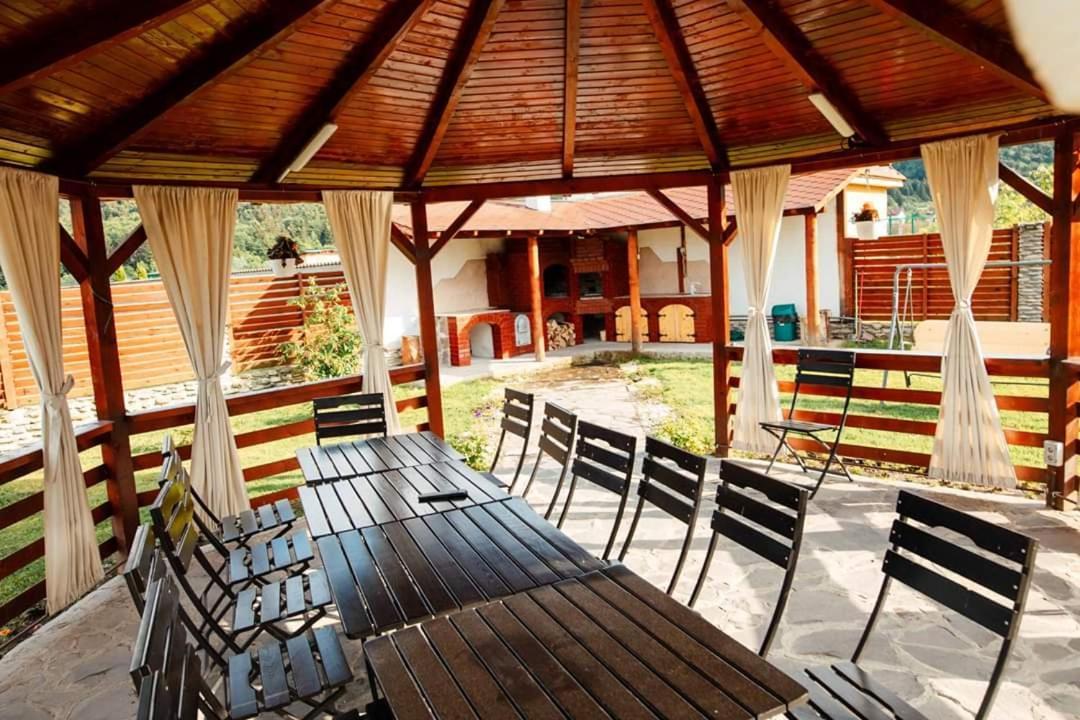 Pensiunea Sophia Statiunea Climaterica Sambata Buitenkant foto